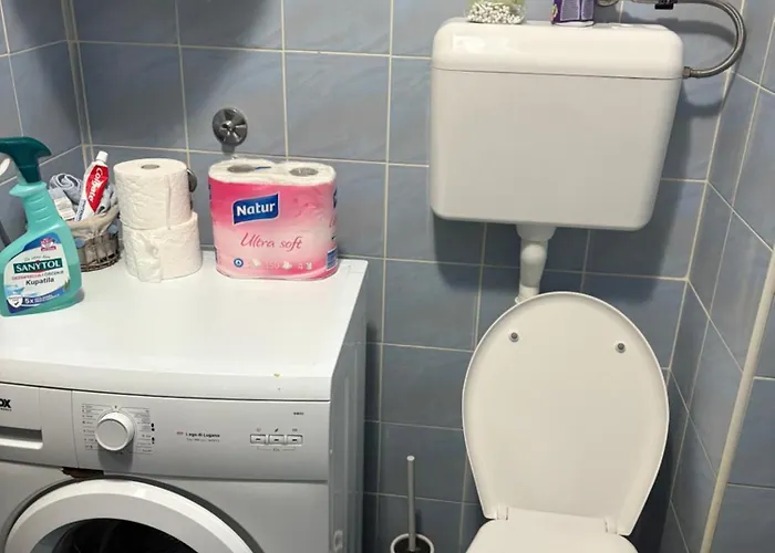 Stan Blizu Izlaza Na Autoput Mali Mokri Lug